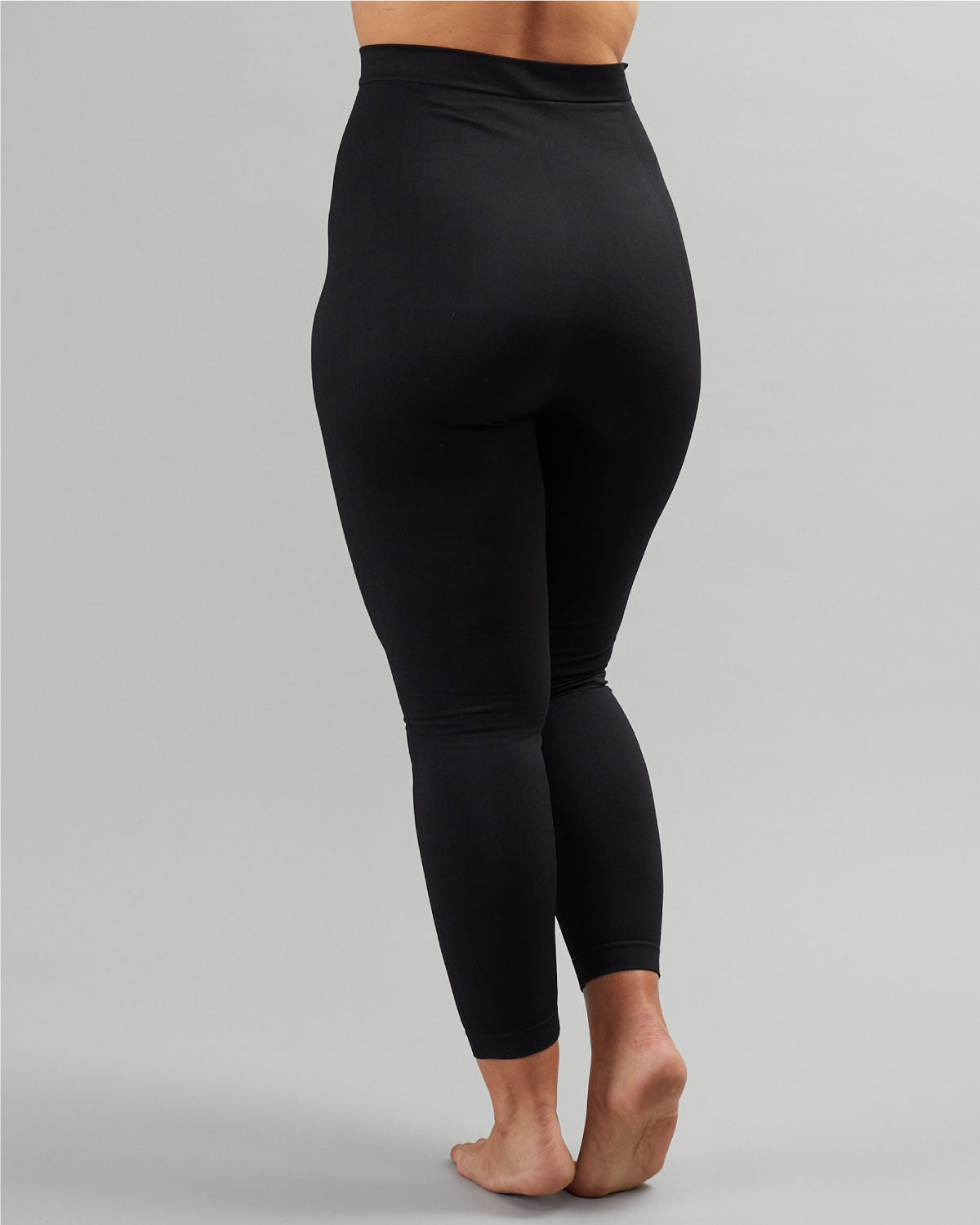 HIGH-WAIST LEGGINGS